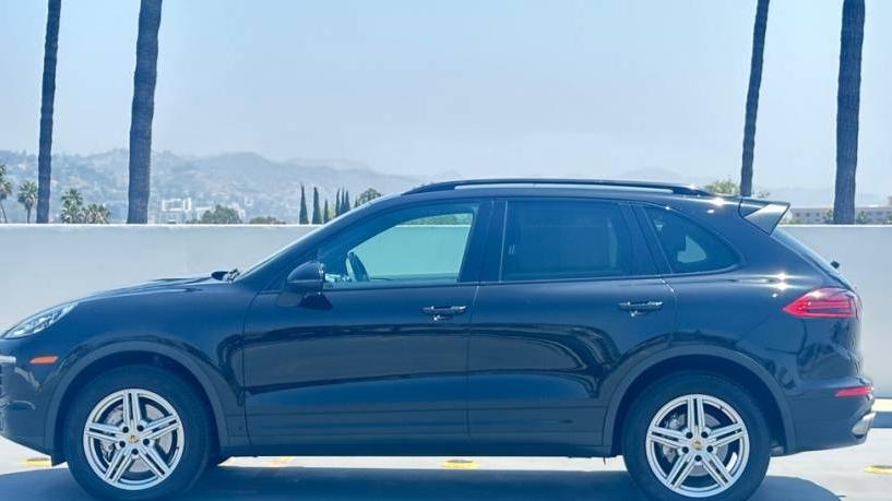 PORSCHE CAYENNE 2017 WP1AB2A26HLA52011 image