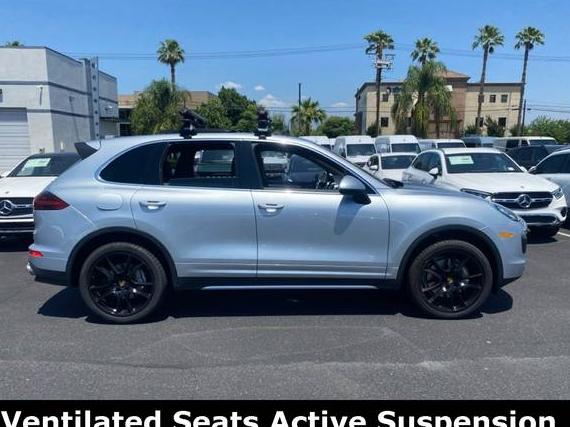 PORSCHE CAYENNE 2017 WP1AB2A23HLA53326 image