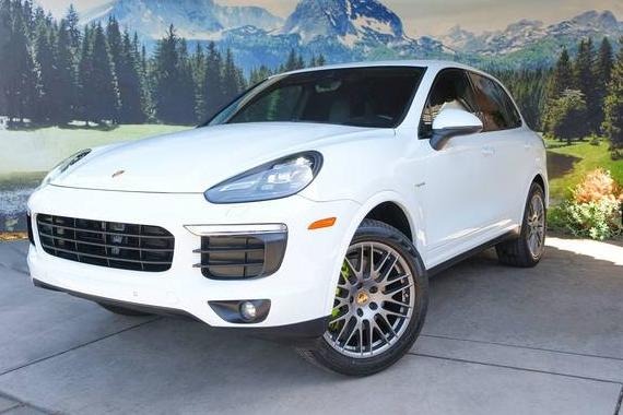 PORSCHE CAYENNE 2017 WP1AE2A23HLA68500 image