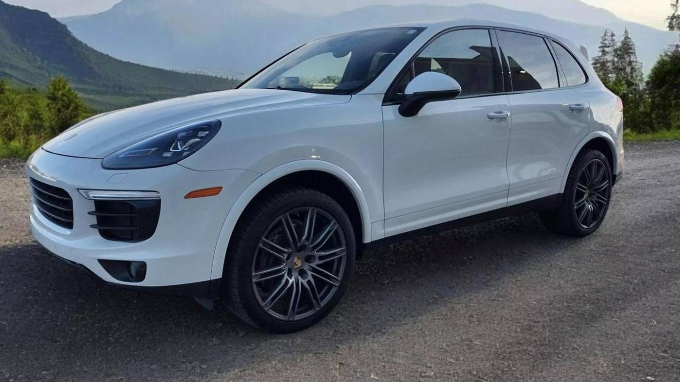 PORSCHE CAYENNE 2017 WP1AA2A21HKA83532 image