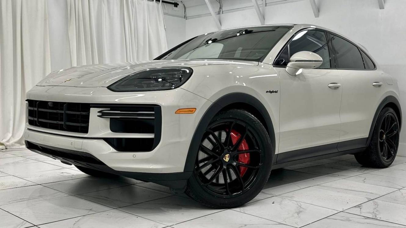 PORSCHE CAYENNE 2024 WP1BM2AY8RDA71092 image