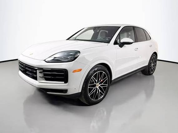 PORSCHE CAYENNE 2024 WP1AL2AYXRDA32616 image