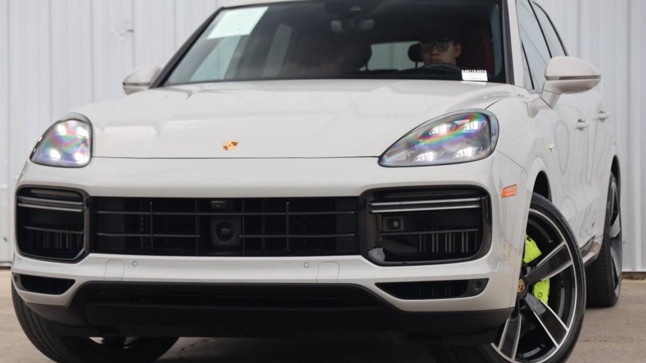 PORSCHE CAYENNE 2022 WP1AH2AY3NDA46112 image