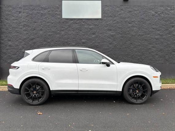 PORSCHE CAYENNE 2025 WP1AA2AY7SDA04123 image PORSCHE CAYENNE 2025 WP1AA2AY7SDA04123 image