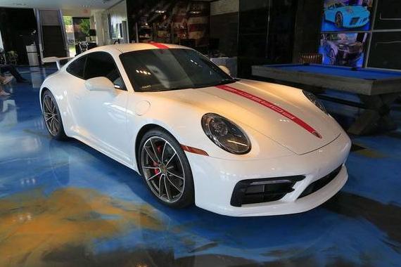 PORSCHE 911 2024 WP0AB2A98RS279738 image