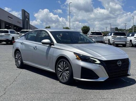 NISSAN ALTIMA 2023 1N4BL4DV3PN385215 image