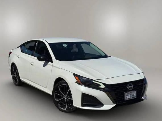 NISSAN ALTIMA 2023 1N4BL4CV5PN424369 image