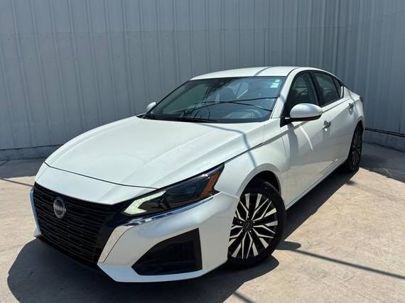 NISSAN ALTIMA 2023 1N4BL4DV8PN313233 image