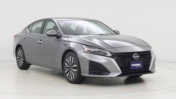NISSAN ALTIMA 2023 1N4BL4DV3PN358404 image