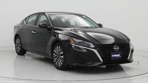 NISSAN ALTIMA 2023 1N4BL4DVXPN360330 image