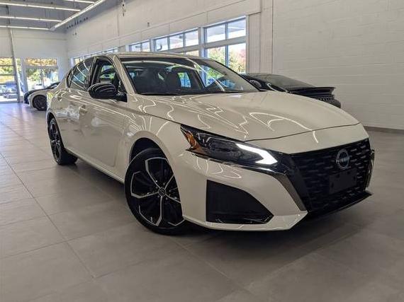 NISSAN ALTIMA 2023 1N4BL4CWXPN320582 image