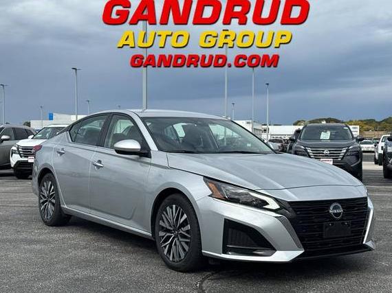 NISSAN ALTIMA 2023 1N4BL4DV8PN368667 image