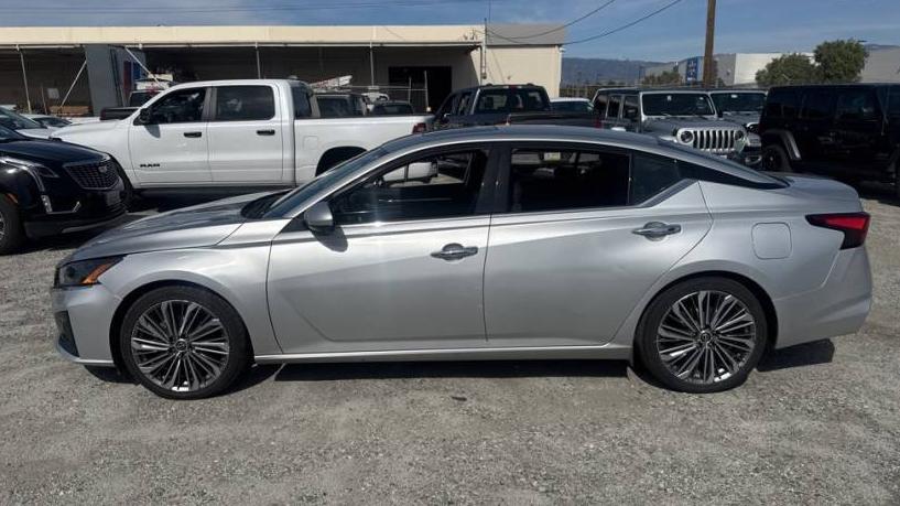 NISSAN ALTIMA 2023 1N4BL4EV0PN393643 image