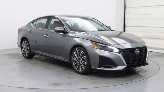 NISSAN ALTIMA 2023 1N4BL4EV2PN396589 image