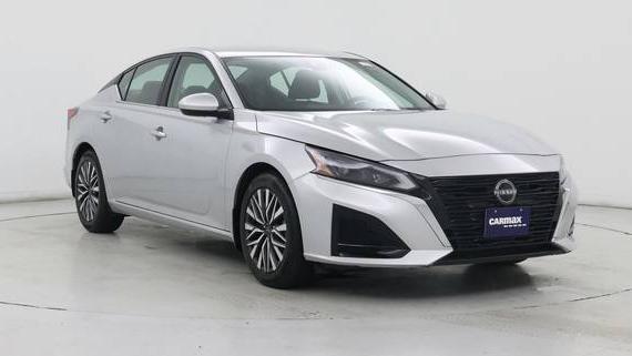 NISSAN ALTIMA 2023 1N4BL4DV8PN399756 image