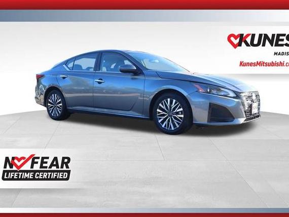 NISSAN ALTIMA 2023 1N4BL4DV6PN377870 image NISSAN ALTIMA 2023 1N4BL4DV6PN377870 image