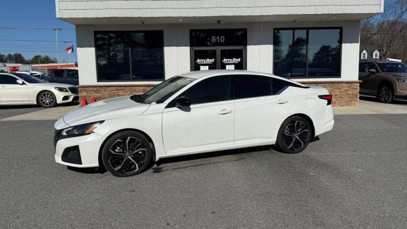 NISSAN ALTIMA 2023 1N4BL4CV1PN353719 image