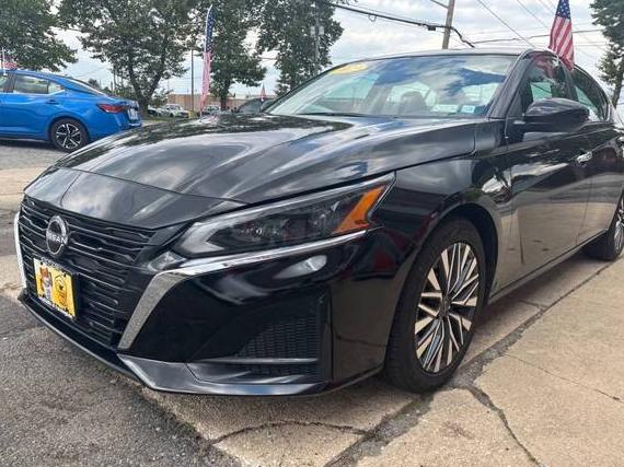 NISSAN ALTIMA 2023 1N4BL4DV1PN313686 image
