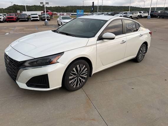 NISSAN ALTIMA 2023 1N4BL4DW6PN306645 image