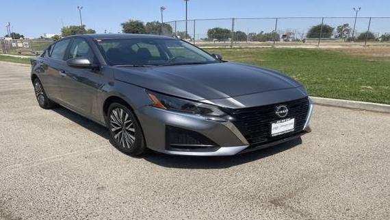 NISSAN ALTIMA 2023 1N4BL4DVXPN358691 image