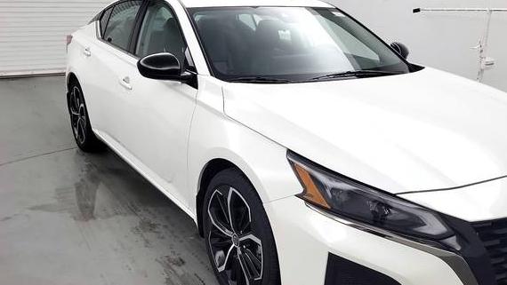 NISSAN ALTIMA 2023 1N4BL4CV2PN425687 image