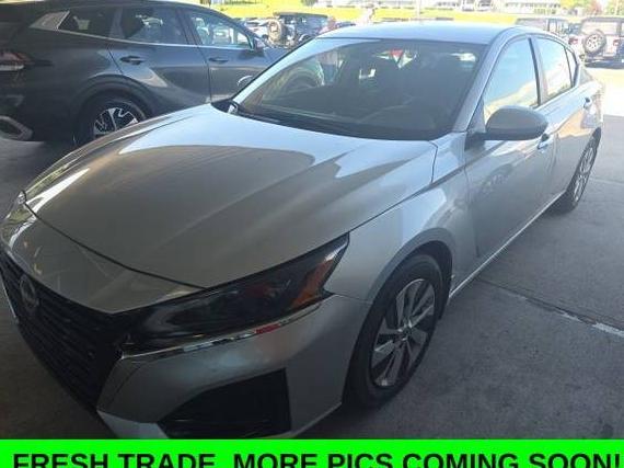 NISSAN ALTIMA 2023 1N4BL4BV6PN318823 image