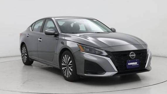 NISSAN ALTIMA 2023 1N4BL4DVXPN390427 image