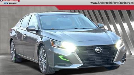 NISSAN ALTIMA 2023 1N4BL4EV5PN344485 image