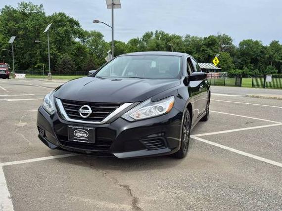 NISSAN ALTIMA 2016 1N4AL3AP5GC137894 image