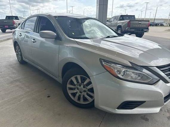 NISSAN ALTIMA 2016 1N4AL3AP4GC139958 image