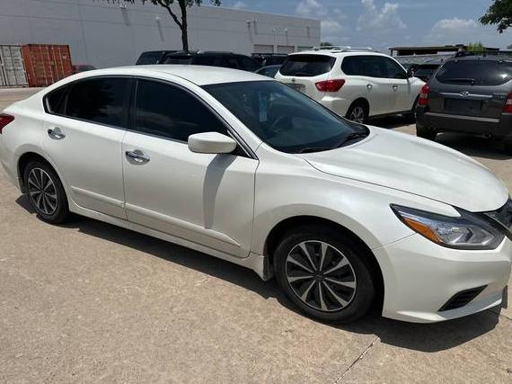 NISSAN ALTIMA 2016 1N4AL3AP8GC178228 image