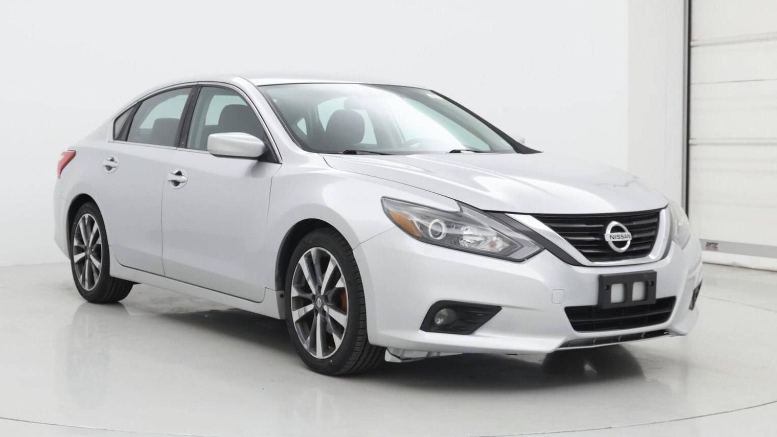 NISSAN ALTIMA 2016 1N4AL3AP5GC171835 image