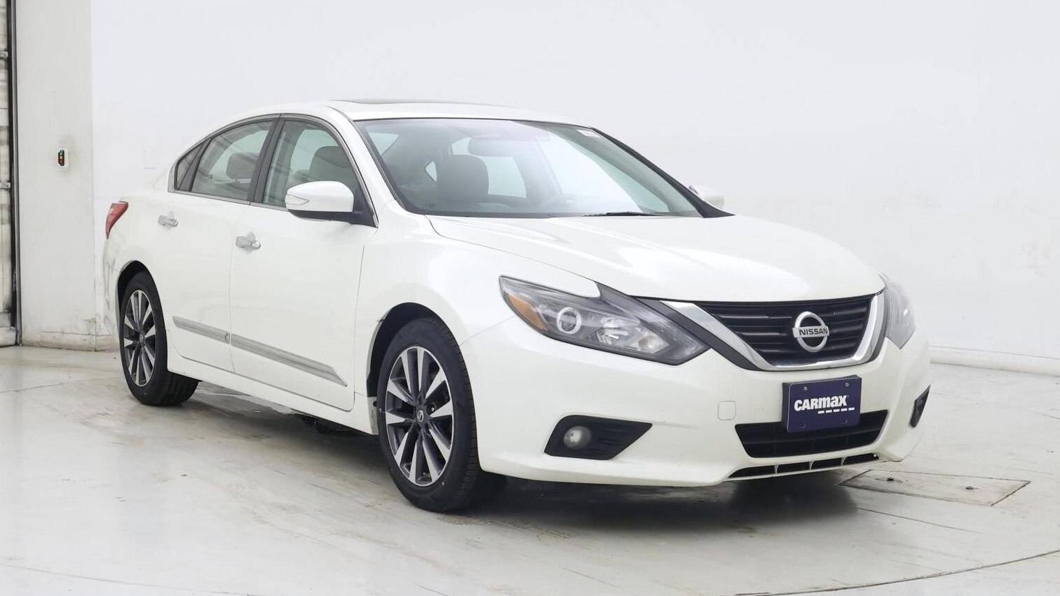 NISSAN ALTIMA 2016 1N4AL3AP0GC243749 image