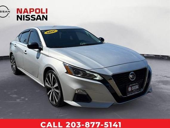 NISSAN ALTIMA 2019 1N4BL4CV5KC166004 image