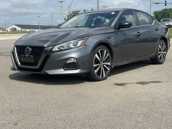NISSAN ALTIMA 2019 1N4BL4CW6KN323844 image