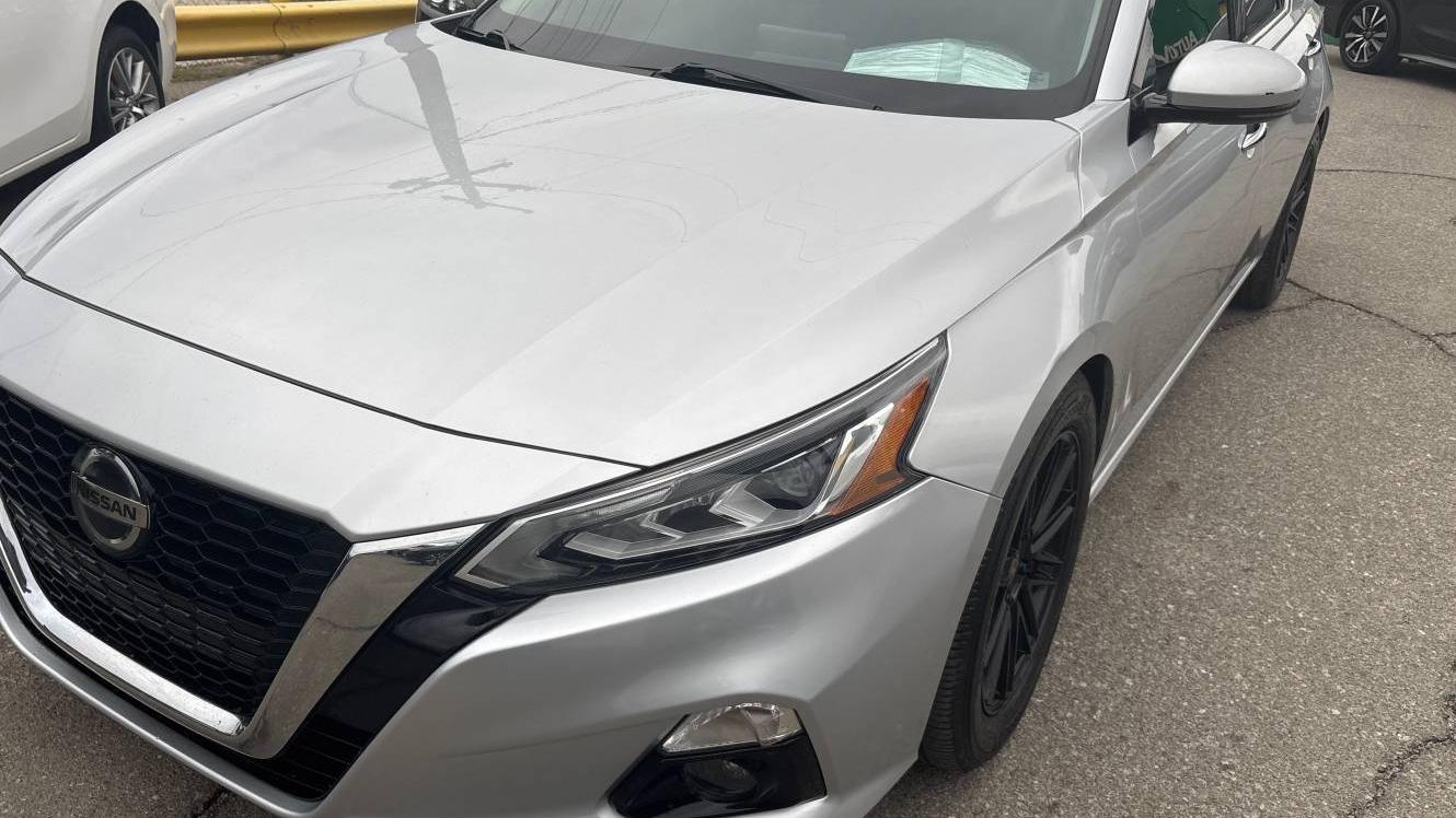 NISSAN ALTIMA 2019 1N4BL4EV9KC181022 image