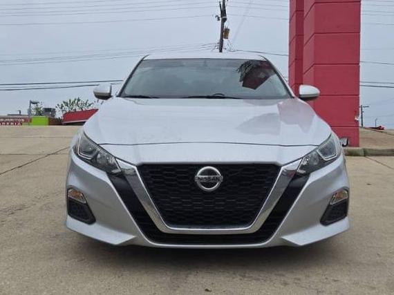 NISSAN ALTIMA 2019 1N4BL4BV2KC173056 image
