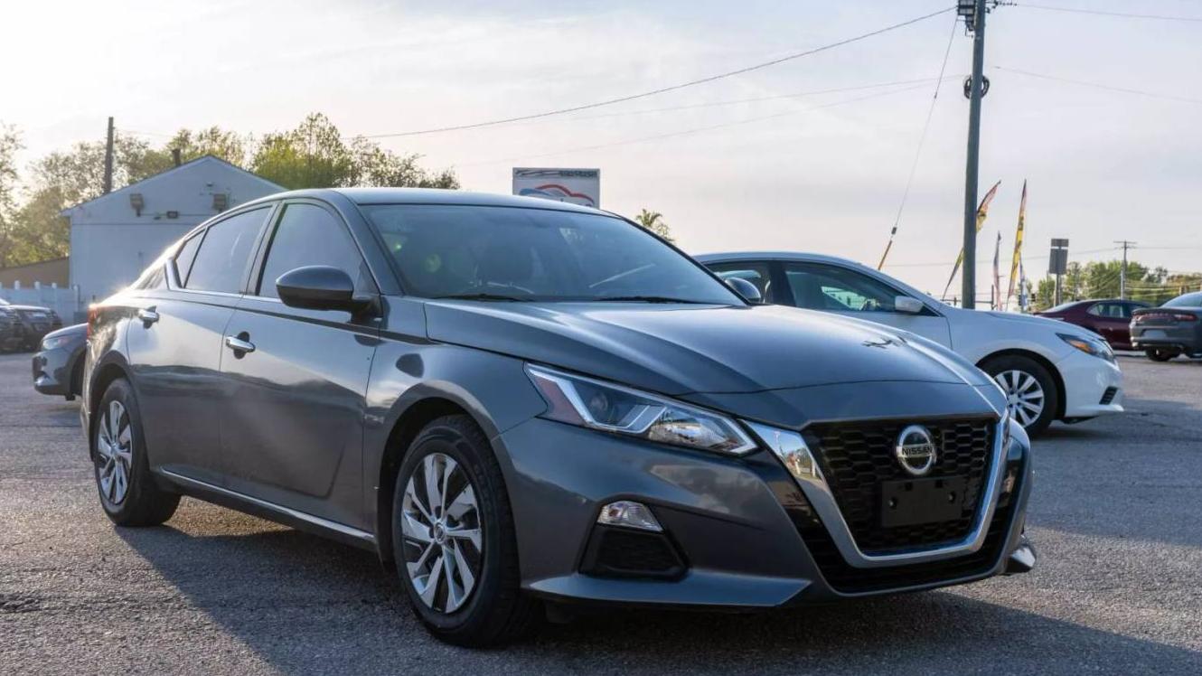 NISSAN ALTIMA 2019 1N4BL4BV0KC189630 image