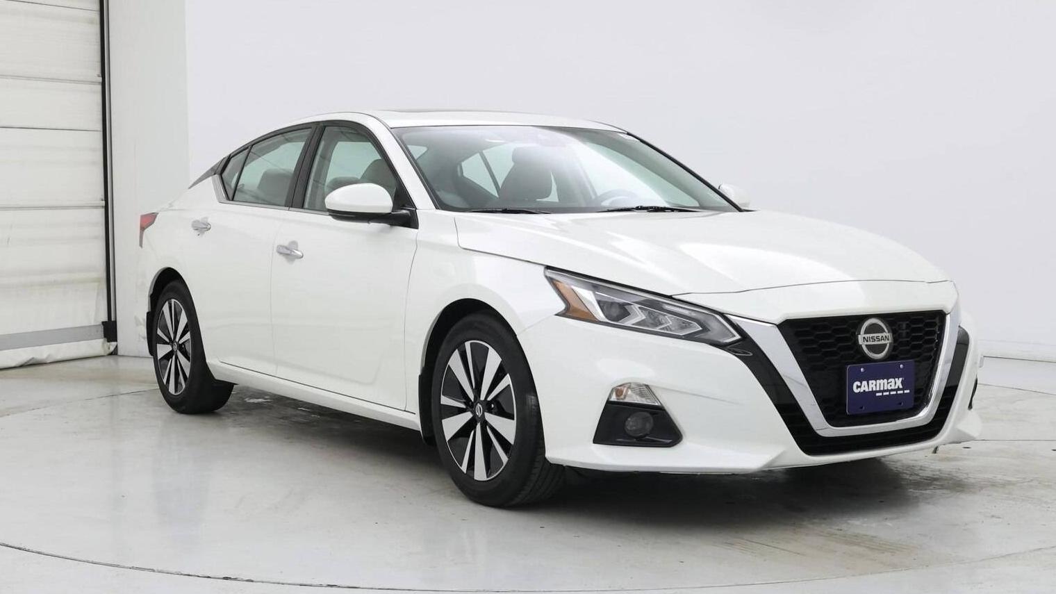 NISSAN ALTIMA 2019 1N4BL4DV8KC256813 image