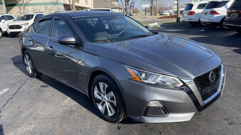 NISSAN ALTIMA 2019 1N4BL4BV5KC237235 image