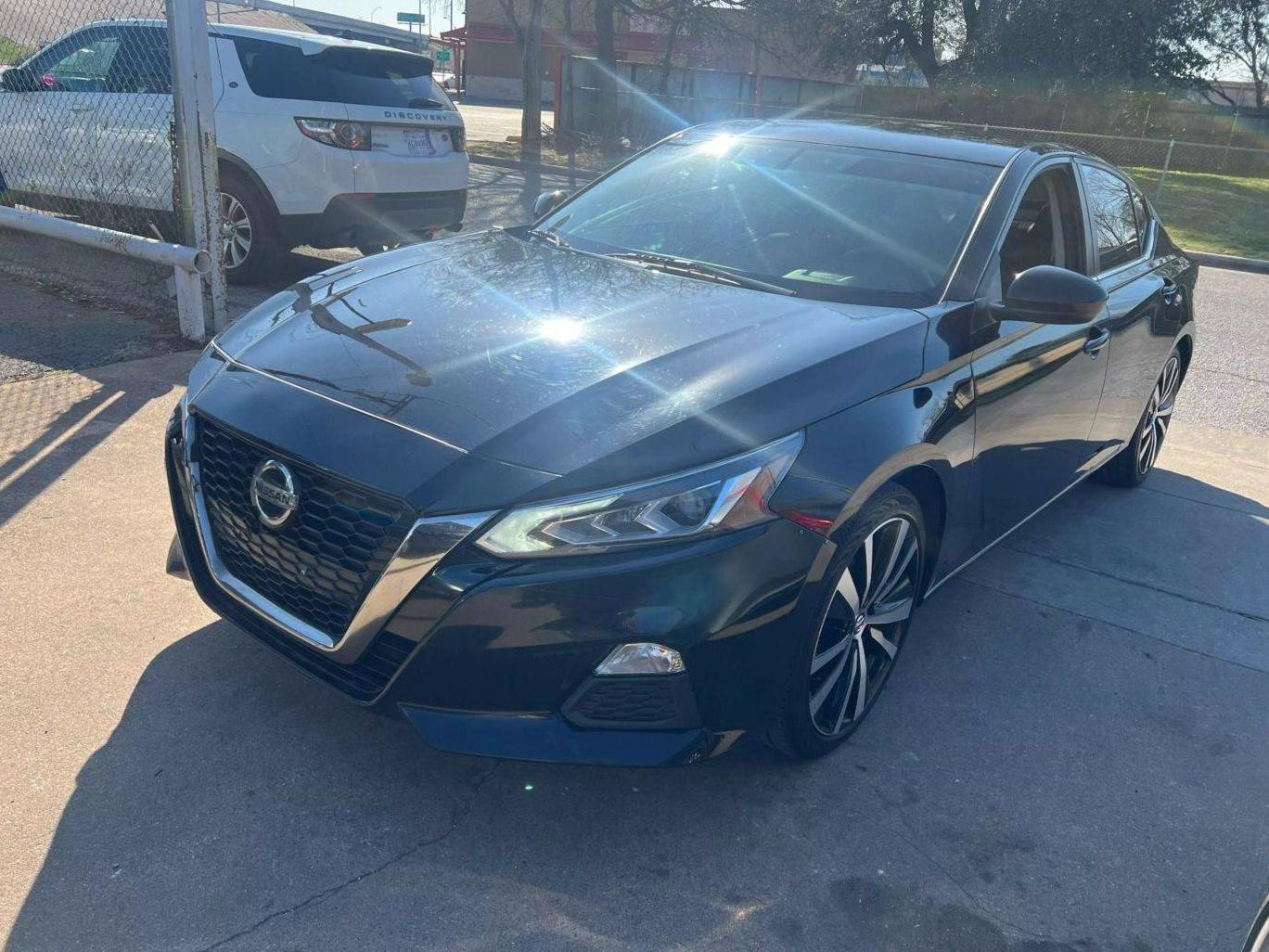 NISSAN ALTIMA 2019 1N4BL4CVXKC161753 image