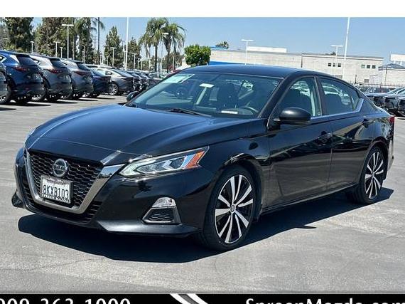 NISSAN ALTIMA 2019 1N4BL4CV0KC250750 image