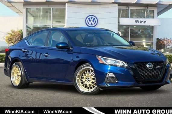 NISSAN ALTIMA 2019 1N4BL4BV2KC201065 image