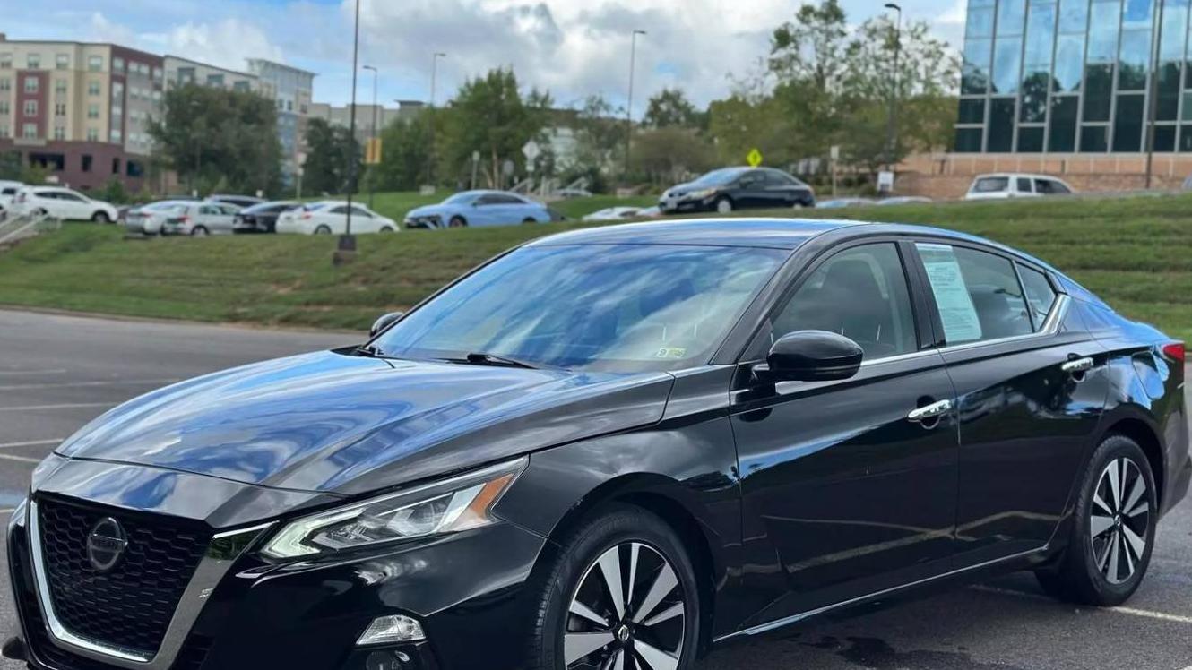 NISSAN ALTIMA 2019 1N4BL4EV1KC234568 image