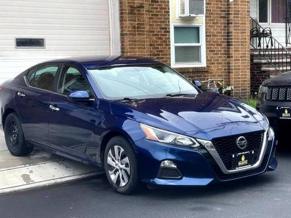 NISSAN ALTIMA 2019 1N4BL4BWXKC202831 image