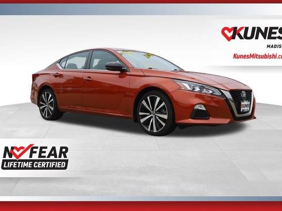 NISSAN ALTIMA 2019 1N4BL4CW3KN300506 image