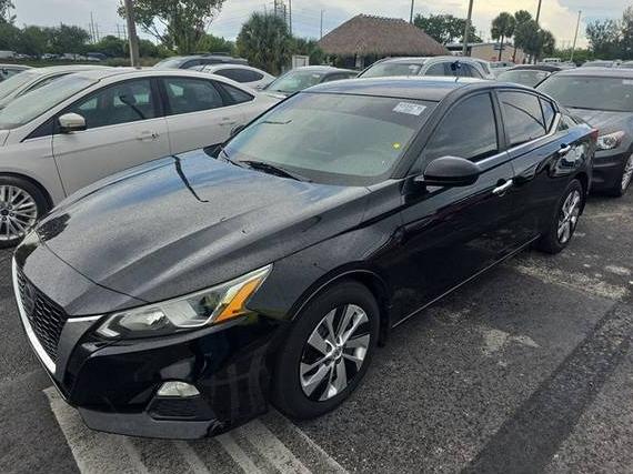 NISSAN ALTIMA 2019 1N4BL4BV2KC134774 image