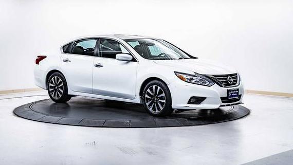 NISSAN ALTIMA 2018 1N4AL3AP0JC161558 image