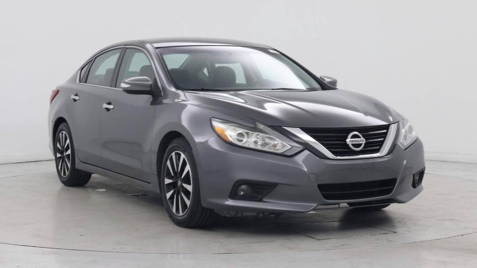 NISSAN ALTIMA 2018 1N4AL3AP5JC226730 image