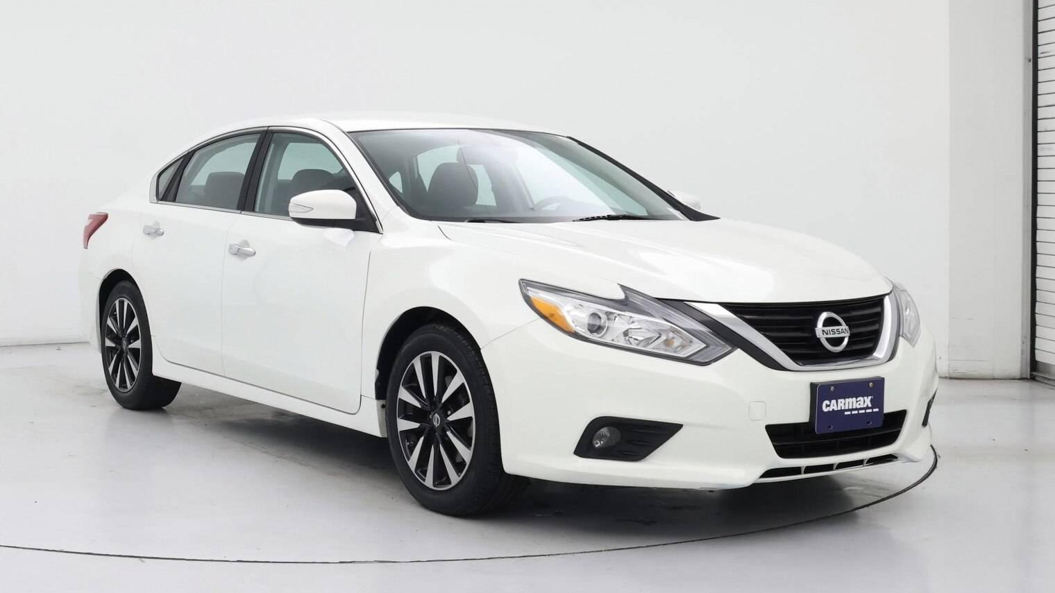 NISSAN ALTIMA 2018 1N4AL3AP7JC144496 image